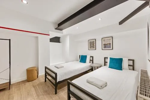 Concert Square - Party Apartment in Liverpool City Centre photo 54