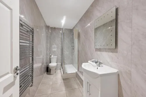 Concert Square - Party Apartment in Liverpool City Centre photo 63