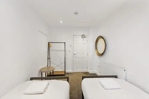 Concert Square - Party Apartment in Liverpool City Centre photo 59