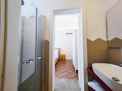 Ένα μπάνιο στο B&B Sciara Larmisi