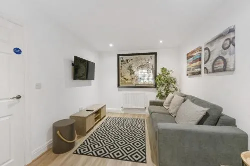 Concert Square - Party Apartment in Liverpool City Centre photo 3