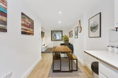Concert Square - Party Apartment in Liverpool City Centre photo 29