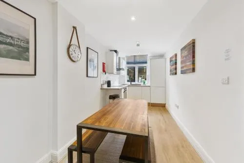 Concert Square - Party Apartment in Liverpool City Centre photo 27