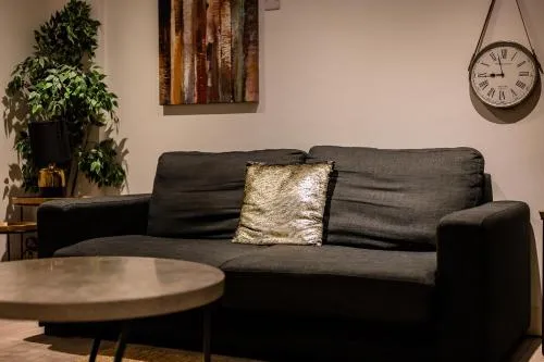 Concert Square - Party Apartment in Liverpool City Centre photo 37
