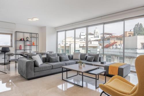 Beautiful 2 BR APT in Mar Mikhael