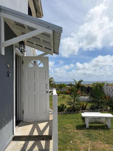 Coral Sea View Vacation Rental