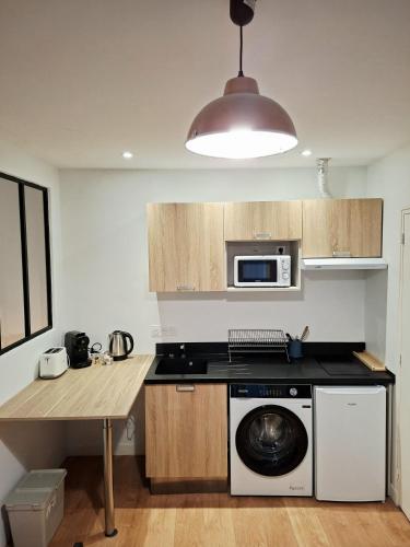 Charming Paris Nest near Montmartre