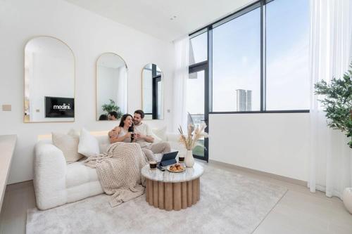 150Mbps WiFi · 1BR Pool · JVC