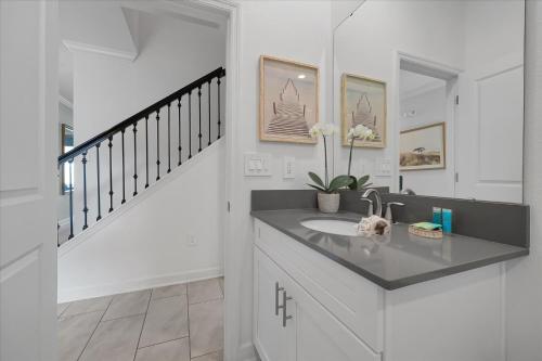 Storey Lake 4 Bedroom Lakeview Private Pool near Disney Universal SeaWorld Free Resort Access photo 51