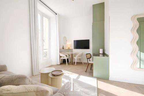 Les Lucioles 3 - Luxury Studio Apartment