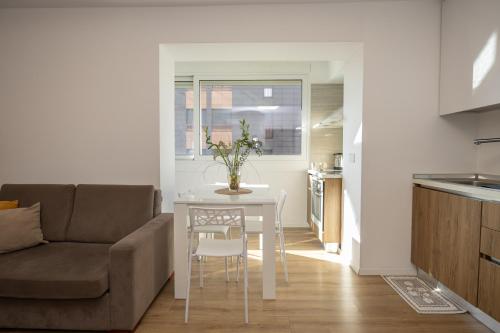 Mia's Place Corner