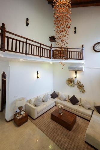 Zona d'estar a Sandul Villa