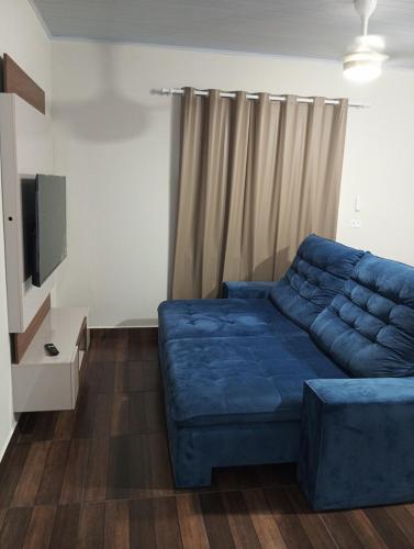 Imóvel novo , Casa com dois quartos, edícula e piscina