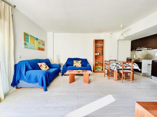 Apartamento en Roses con Terraza Privada y Parking - ES-258-185