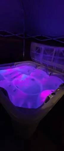 Cowboy Corner - Hot Tub, City Centre, Free Parking photo 1