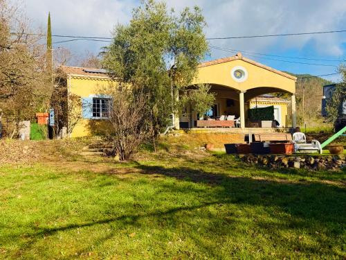 Villa Mistral