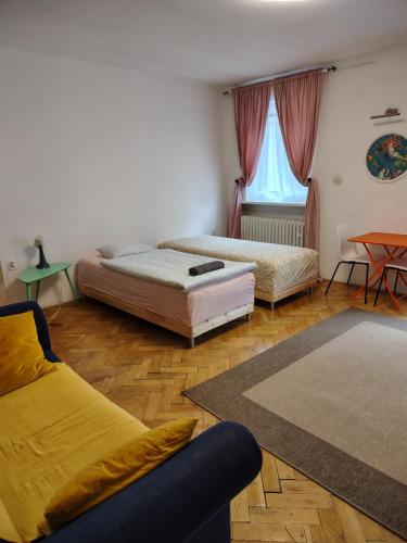 Palisady castle apartment