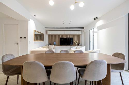 Luxury apt 5 min from the beach and La Croisette