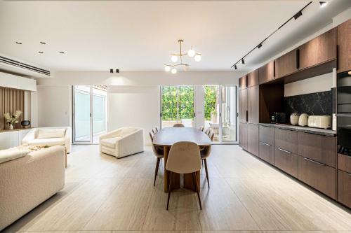 Luxury apt 5 min from the beach and La Croisette