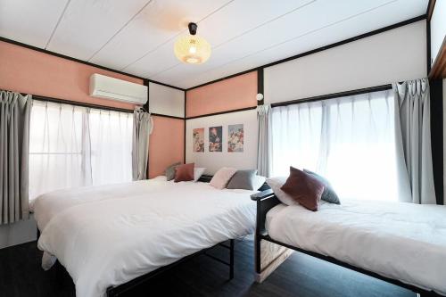 Private House, 5min To the Station, Exploring Tokyo, 40 min to the Airport, Skytree Asakusa Ueno TINY KOMACHI