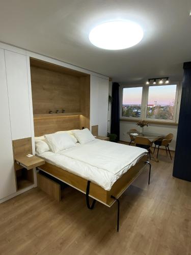 G604 - Panorámás, felújított, teljesen felszerelt lakás