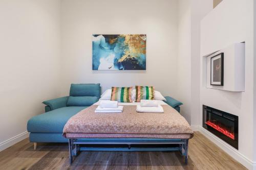 Petrarca Home, Firenze