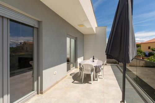 Apartment Olea Novigrad
