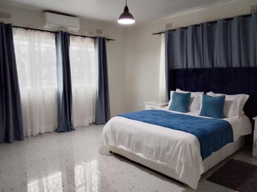 Hippo Tan Apartments