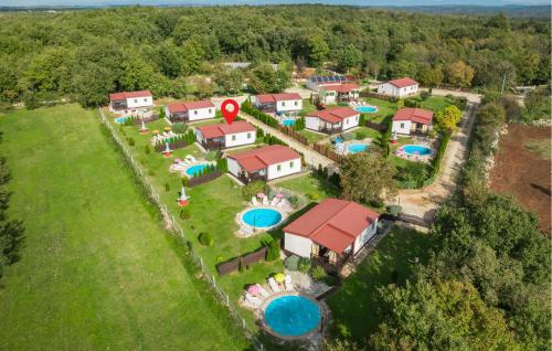 Amazing Home In Tinjan