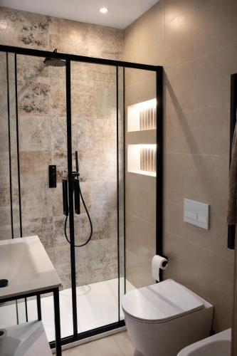 Ampio trilocale 5 posti letto, 2 bagni - M4 Dateo
