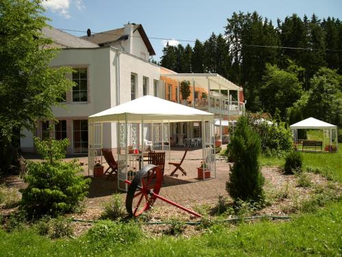 Galeriebild der Unterkunft Studentenmühle Hotel - Restaurant in Nomborn