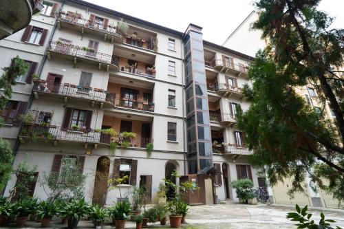 M5 Cenisio 5min-Buzzi 3min-CityLife-MiCo-Chinatown-AC