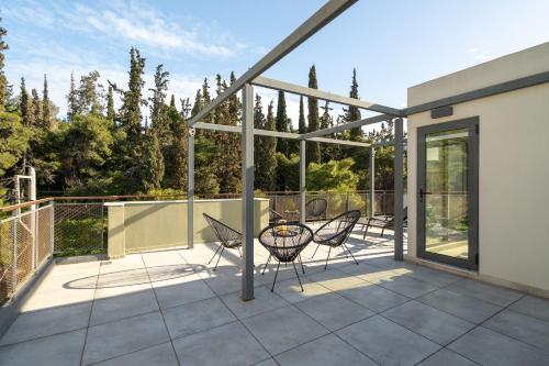 Strefi Hill Suites
