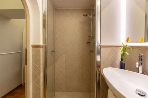 Casa Sistina 30 by Hili