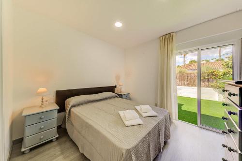 Beach Villa Ribot I by Sealand Villas