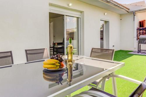 Beach Villa Ribot I by Sealand Villas