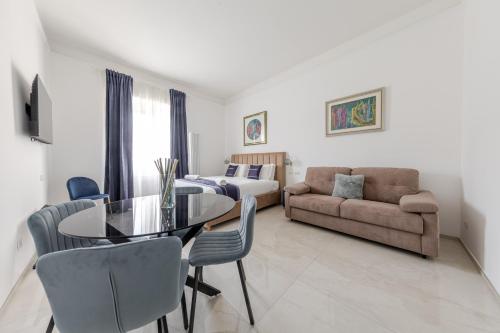 Cesare da Sesto 10 - Leia Hospitality
