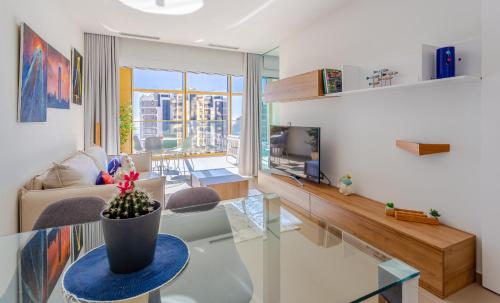 Intempo by Holuxe - 144 - 14 floor