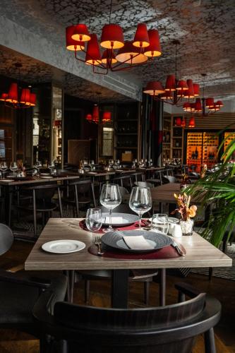 Hyatt Centric Gran Via Madrid photo 162