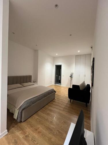 Tirana Center Apartment 1