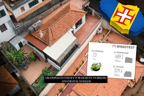 an overhead view of a roof of a house at Ferienhaus Treibholz in Funchal