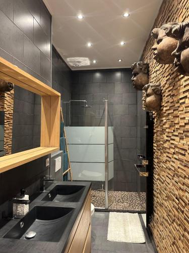 Appartement moderne et chaleureux à 2 minutes du Palais