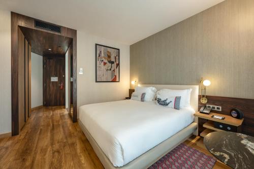 Hyatt Centric Gran Via Madrid photo 122
