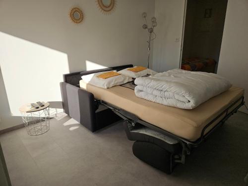 Studio Cabine Clim Wifi Parking Draps - 1 étoile - self check-in possible