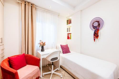Modern 2-Bedroom Apartment in Heraklion City Center