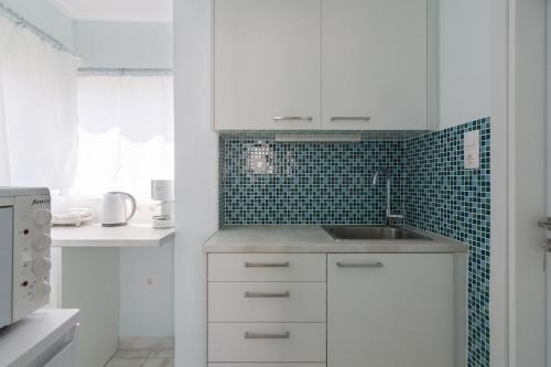 Luxury Retreat with Iconic Acropolis View Koukaki
