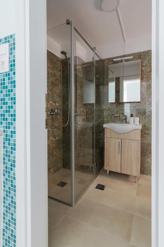 Luxury Retreat with Iconic Acropolis View Koukaki