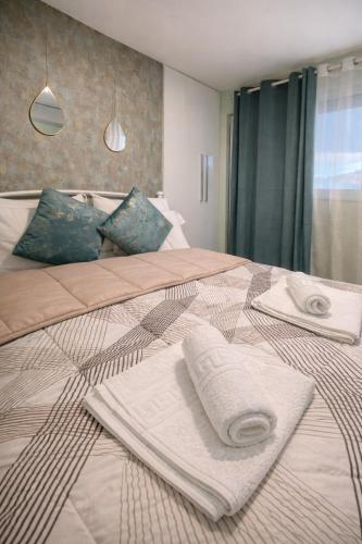 Luxury Retreat with Iconic Acropolis View Koukaki