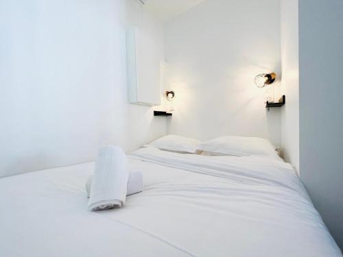 242 PB 1 Chambre Parking Partdieu Train Station