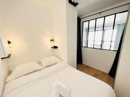 242 PB 1 Chambre Parking Partdieu Train Station